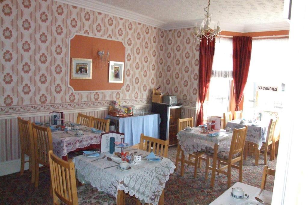 Copperfields Guest House Грейт-Ярмут Екстер'єр фото